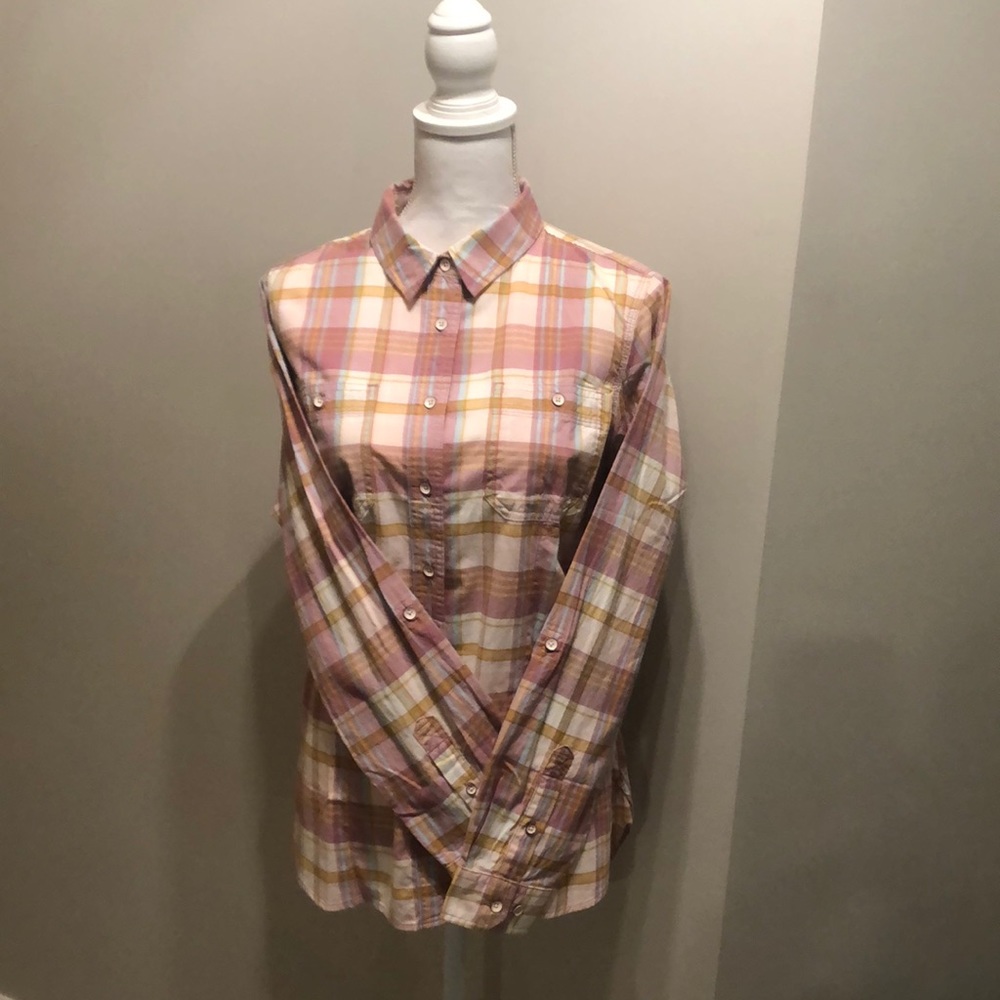 Duluth Trading Co button down shirt